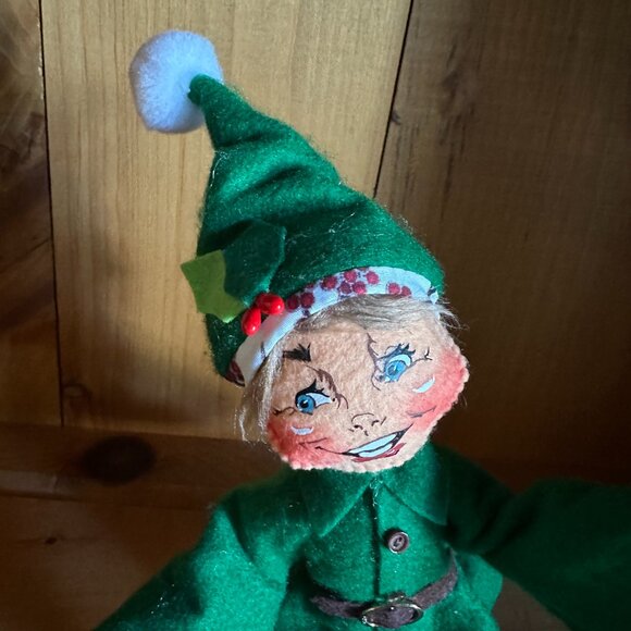 Collectible Annalee Green 2017 Posable Mischievous Elf 17 inches - Picture 2 of 13